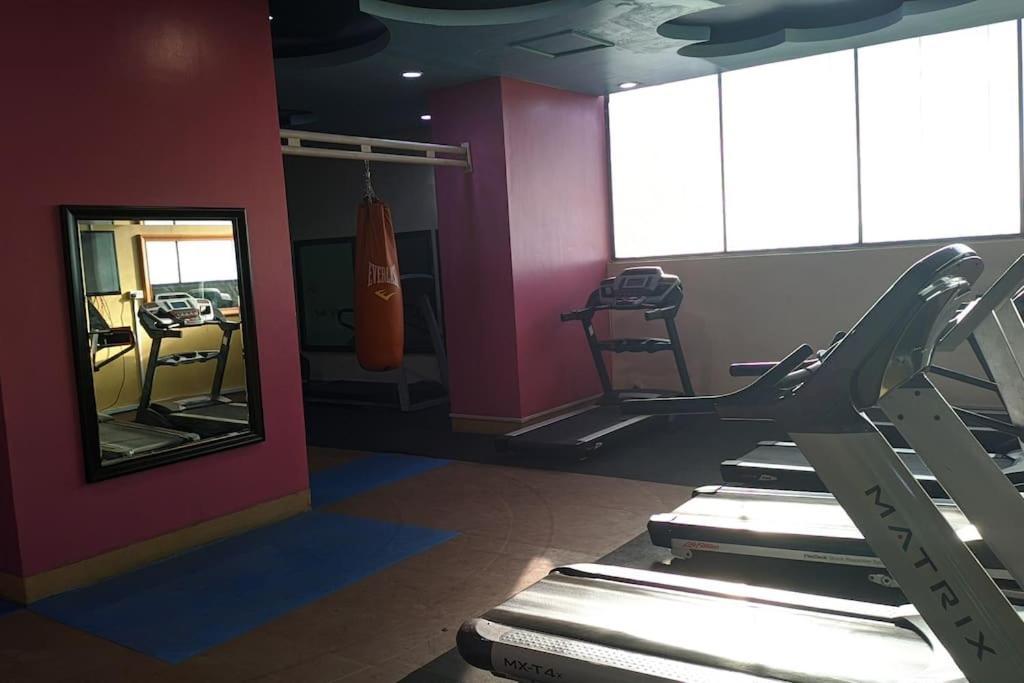A Lovely Studio Apartment With Gym And Pool Access ดาร์เอสซาลาม ภายนอก รูปภาพ